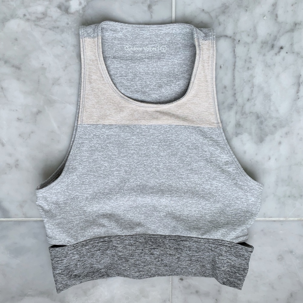 Outdoor Voices slashback tri-tone crop